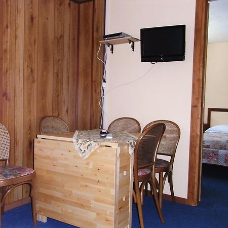 Hotel Genzianella Champoluc Kültér fotó
