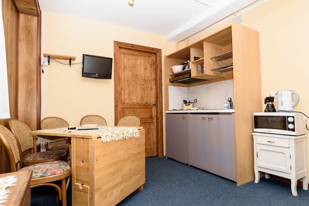 Hotel Genzianella Champoluc Kültér fotó