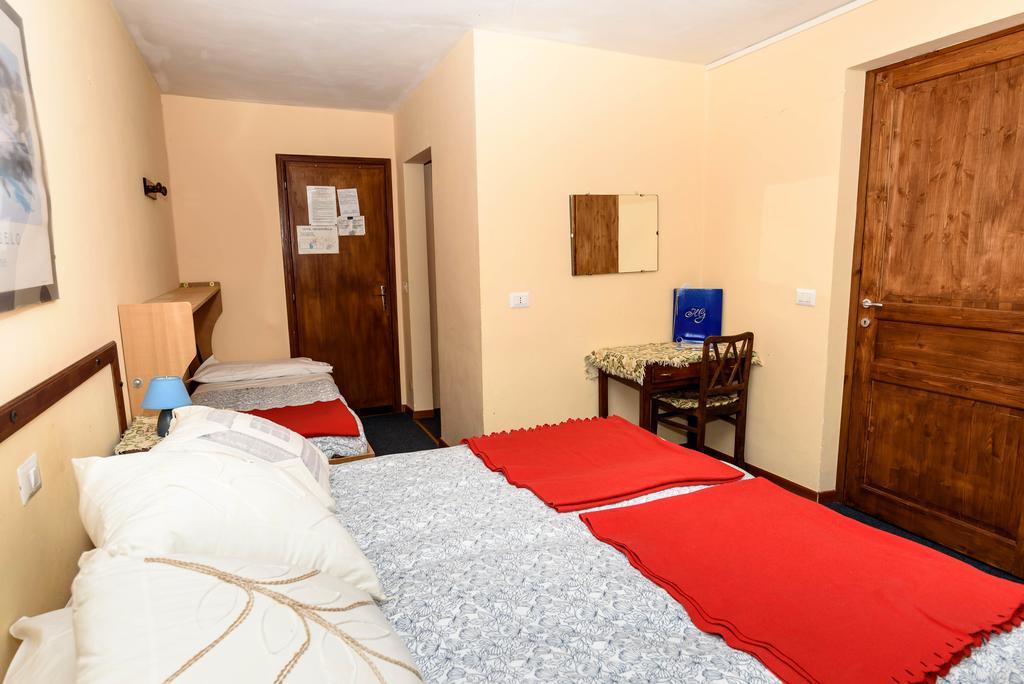 Hotel Genzianella Champoluc Kültér fotó