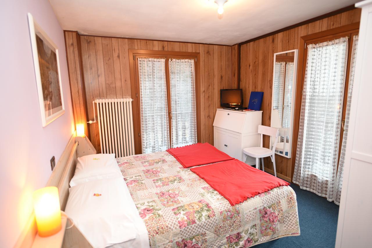 Hotel Genzianella Champoluc Kültér fotó