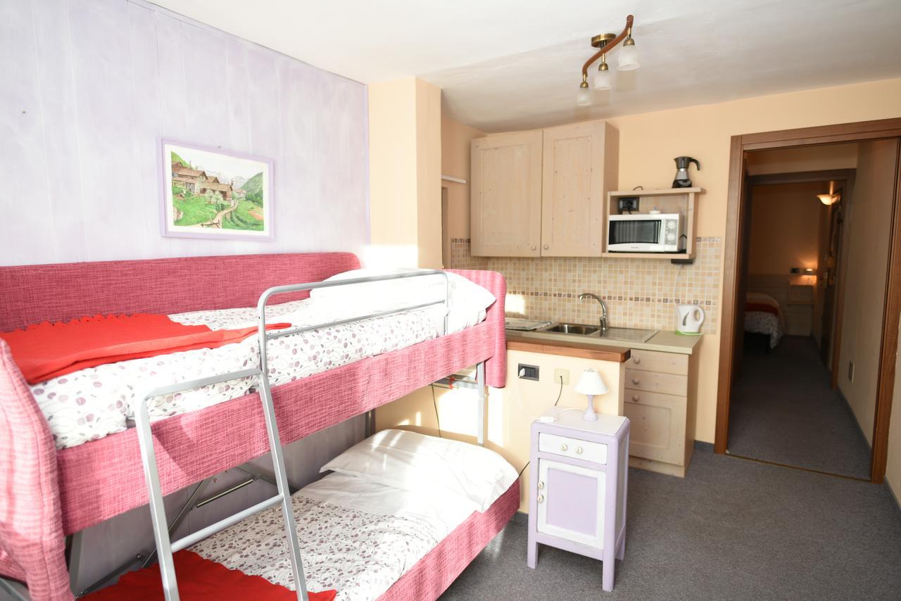 Hotel Genzianella Champoluc Kültér fotó