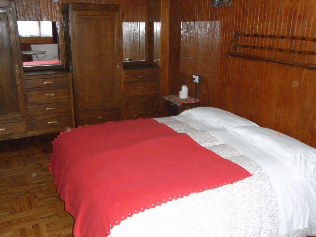 Hotel Genzianella Champoluc Szoba fotó